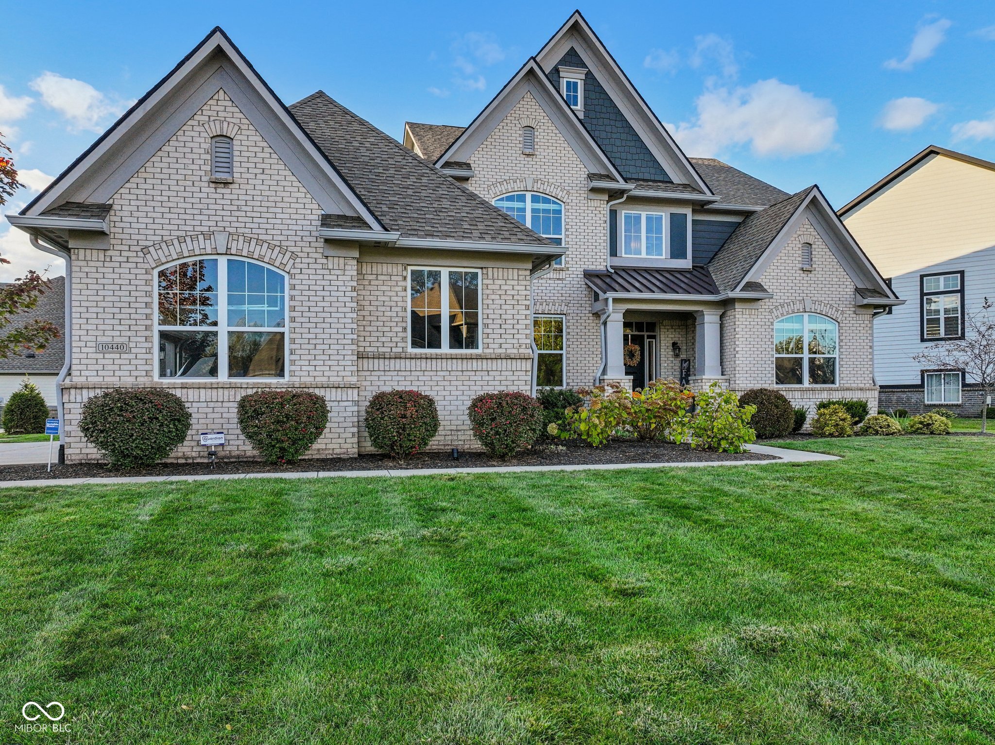 10440 Vermillion Drive