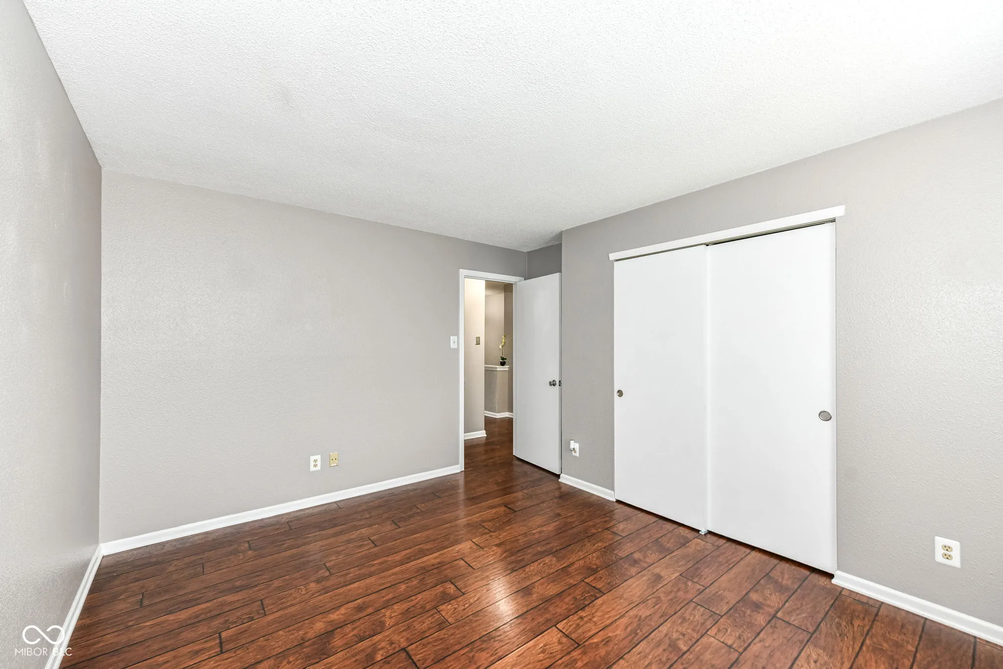 Noblesville, Indiana 46060, United States, 3 Bedrooms Bedrooms, ,3 BathroomsBathrooms,Residential,Pending,200589