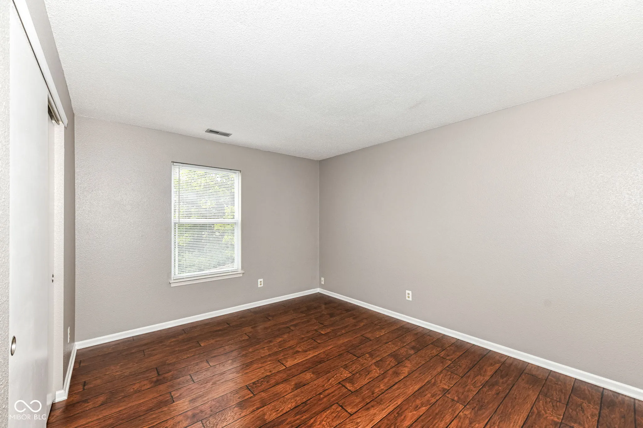 Noblesville, Indiana 46060, United States, 3 Bedrooms Bedrooms, ,3 BathroomsBathrooms,Residential,Pending,200589