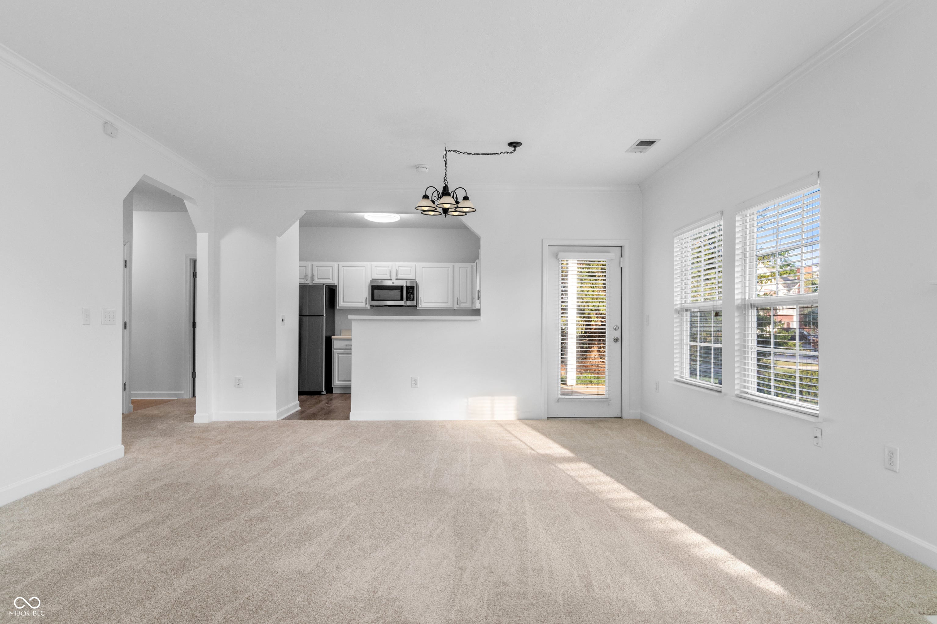 1423 Shadow Ridge Road