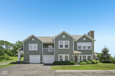 Photo of 1423 Shadow Ridge Road, Carmel, IN 46280 (MLS # 22126339)