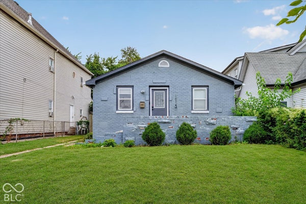 1636 WOODLAWN AVE, INDIANAPOLIS, IN 46203 - Image ce63bf412d1470caf0bf60fefd61d3c4/2592454841