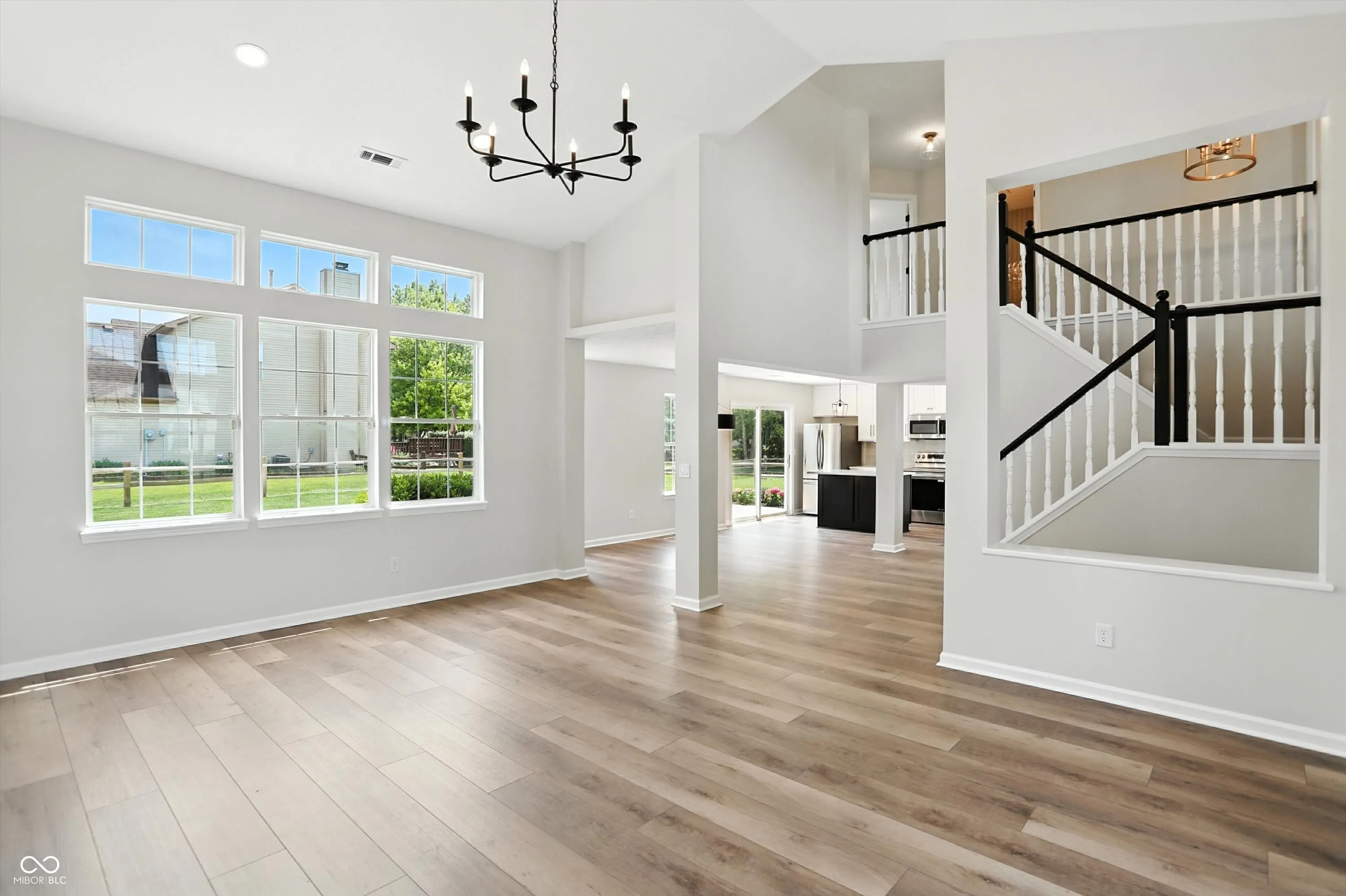 Fishers, Indiana 46038, United States, 3 Bedrooms Bedrooms, ,3 BathroomsBathrooms,Residential,Pending,159185