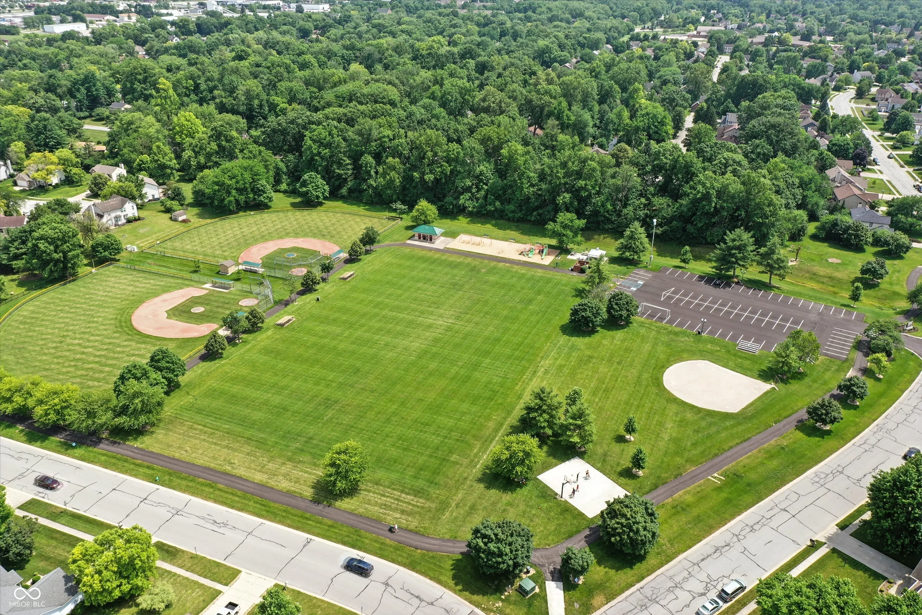 Fishers, Indiana 46038, United States, 3 Bedrooms Bedrooms, ,3 BathroomsBathrooms,Residential,Pending,159185