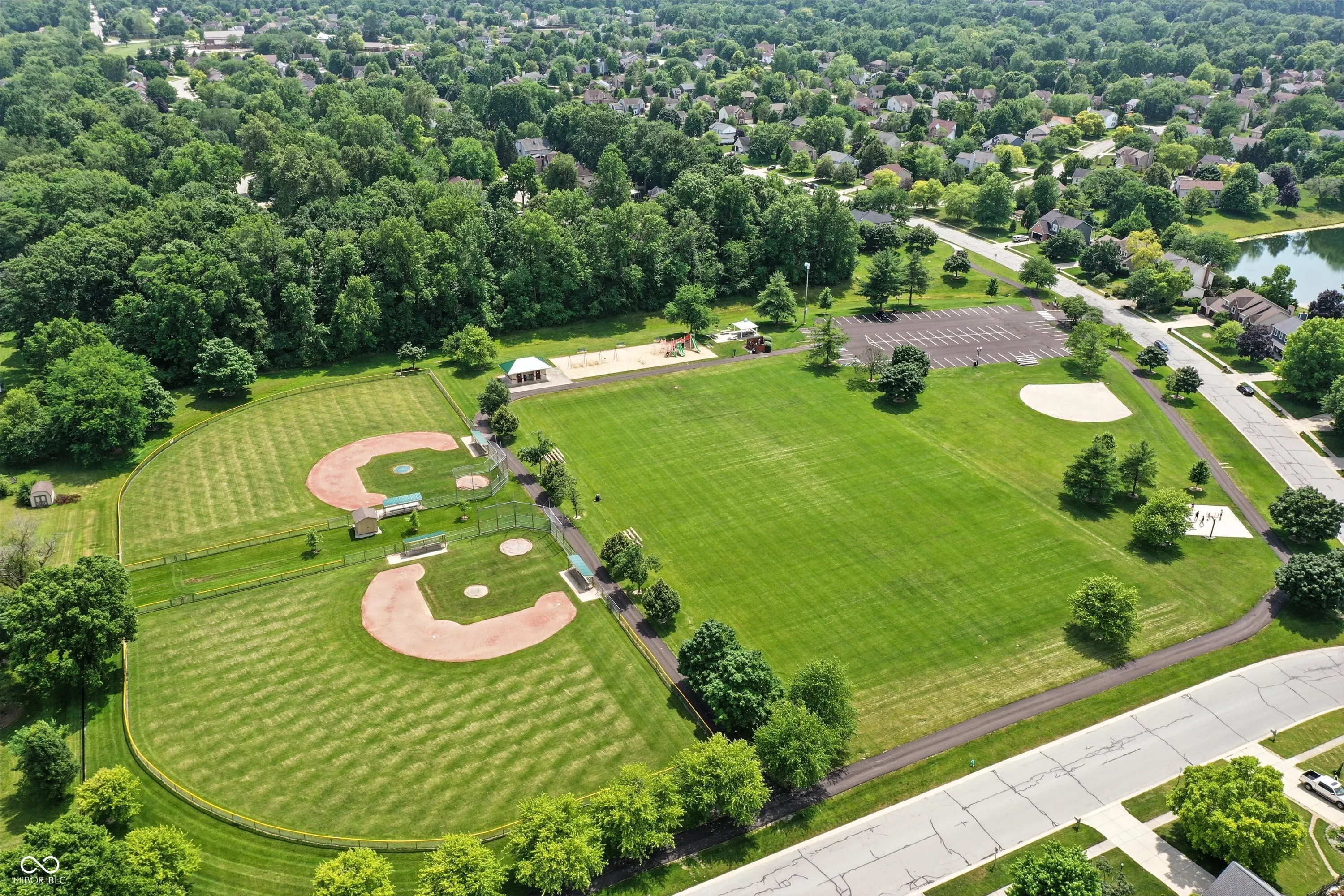 Fishers, Indiana 46038, United States, 3 Bedrooms Bedrooms, ,3 BathroomsBathrooms,Residential,Pending,159185