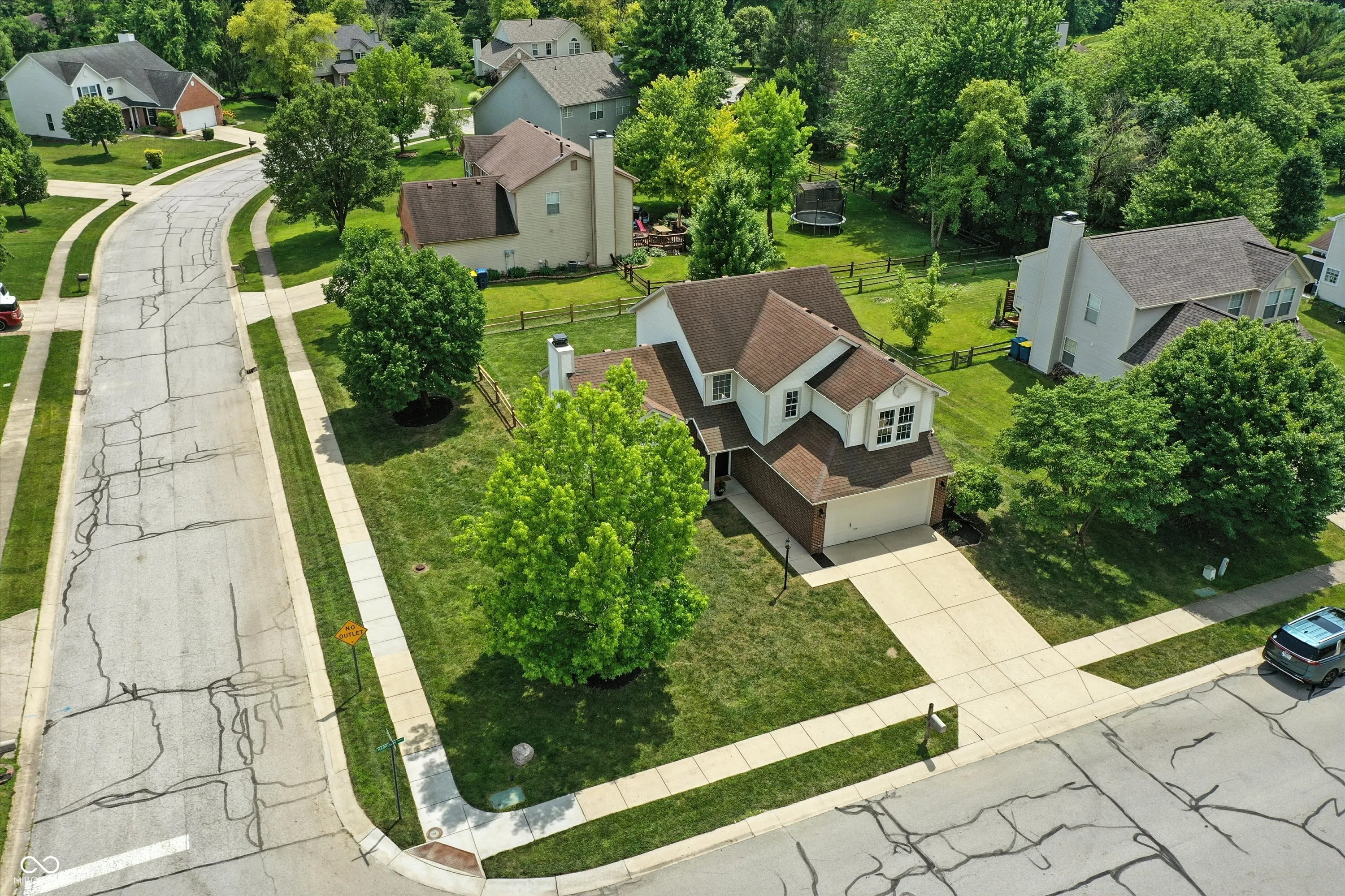 Fishers, Indiana 46038, United States, 3 Bedrooms Bedrooms, ,3 BathroomsBathrooms,Residential,Pending,159185