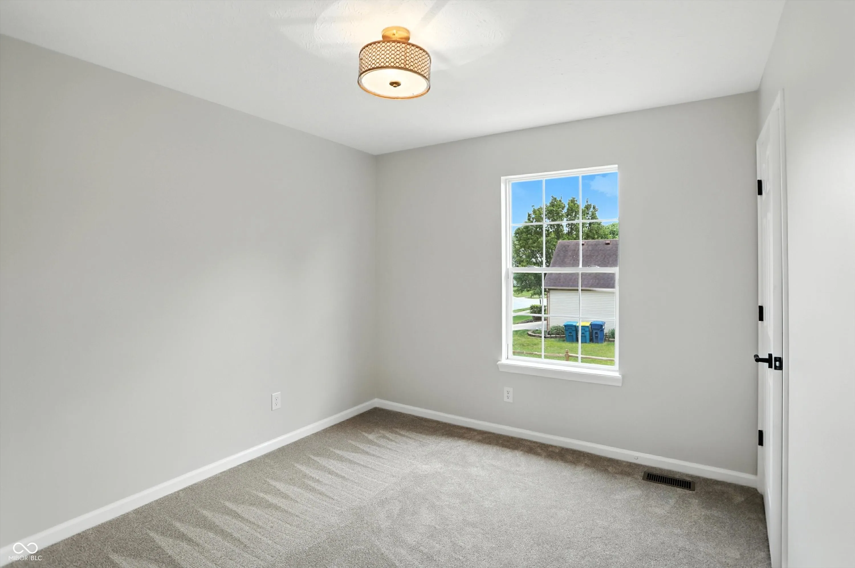 Fishers, Indiana 46038, United States, 3 Bedrooms Bedrooms, ,3 BathroomsBathrooms,Residential,Pending,159185