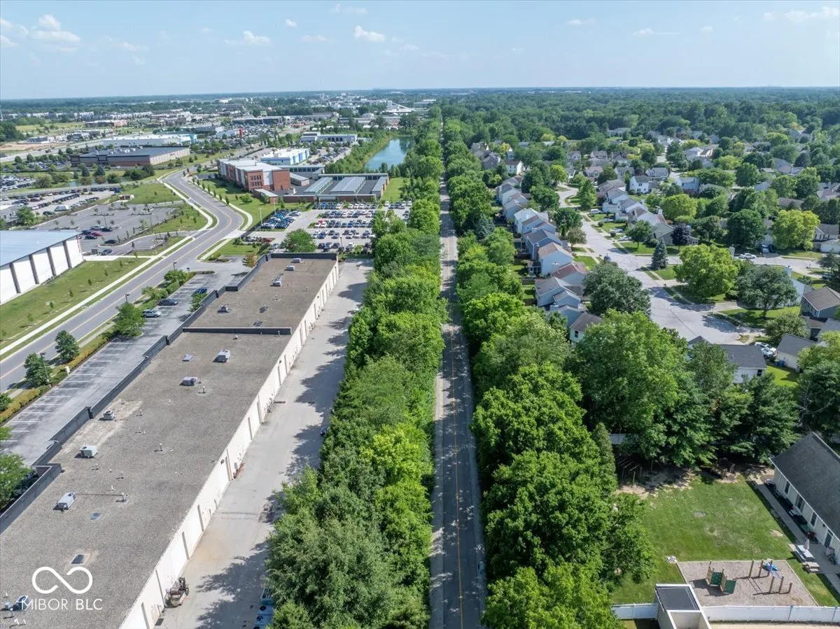 Fishers, Indiana 46038, United States, 3 Bedrooms Bedrooms, ,3 BathroomsBathrooms,Residential,Pending,159185