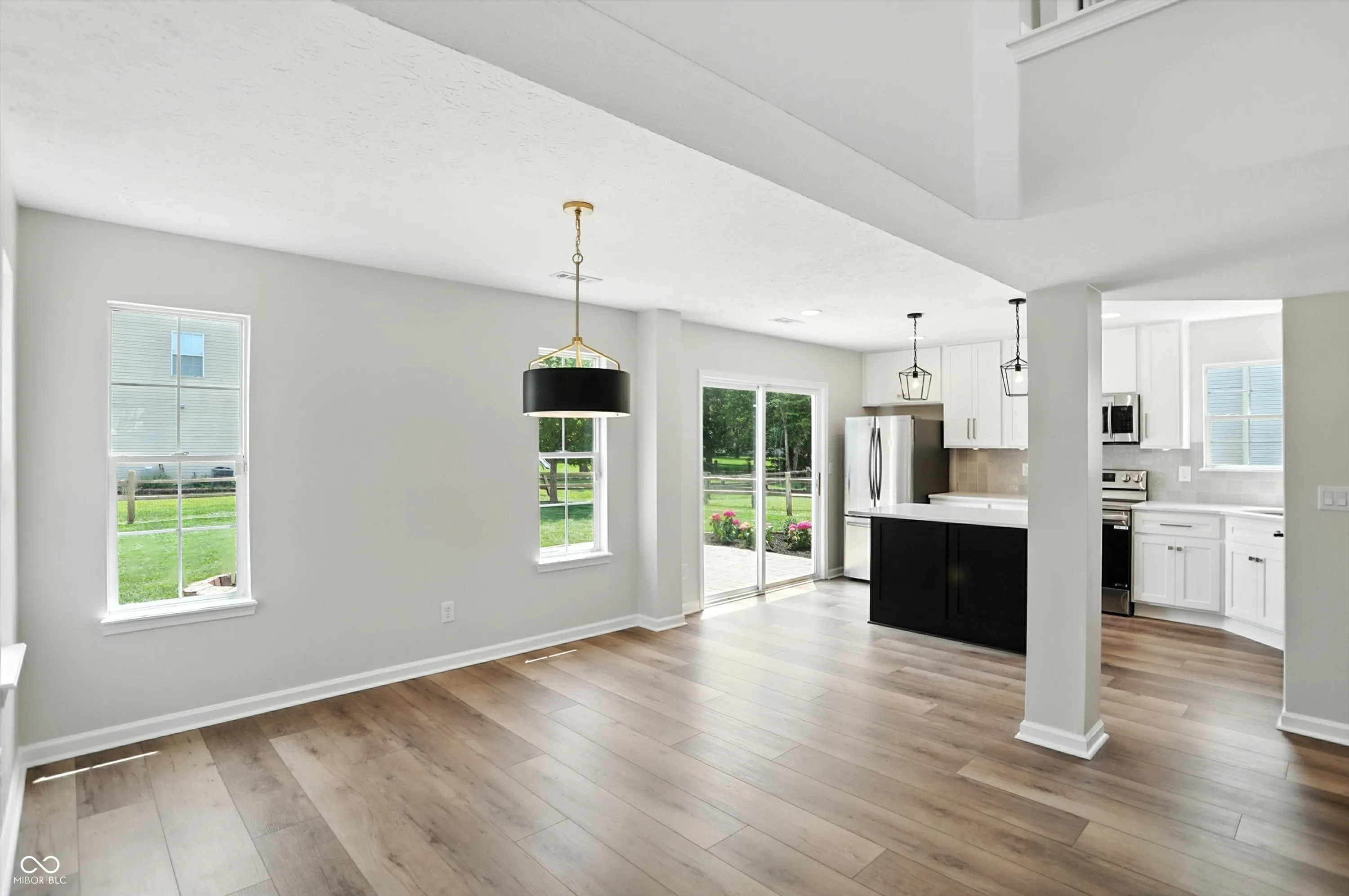 Fishers, Indiana 46038, United States, 3 Bedrooms Bedrooms, ,3 BathroomsBathrooms,Residential,Pending,159185