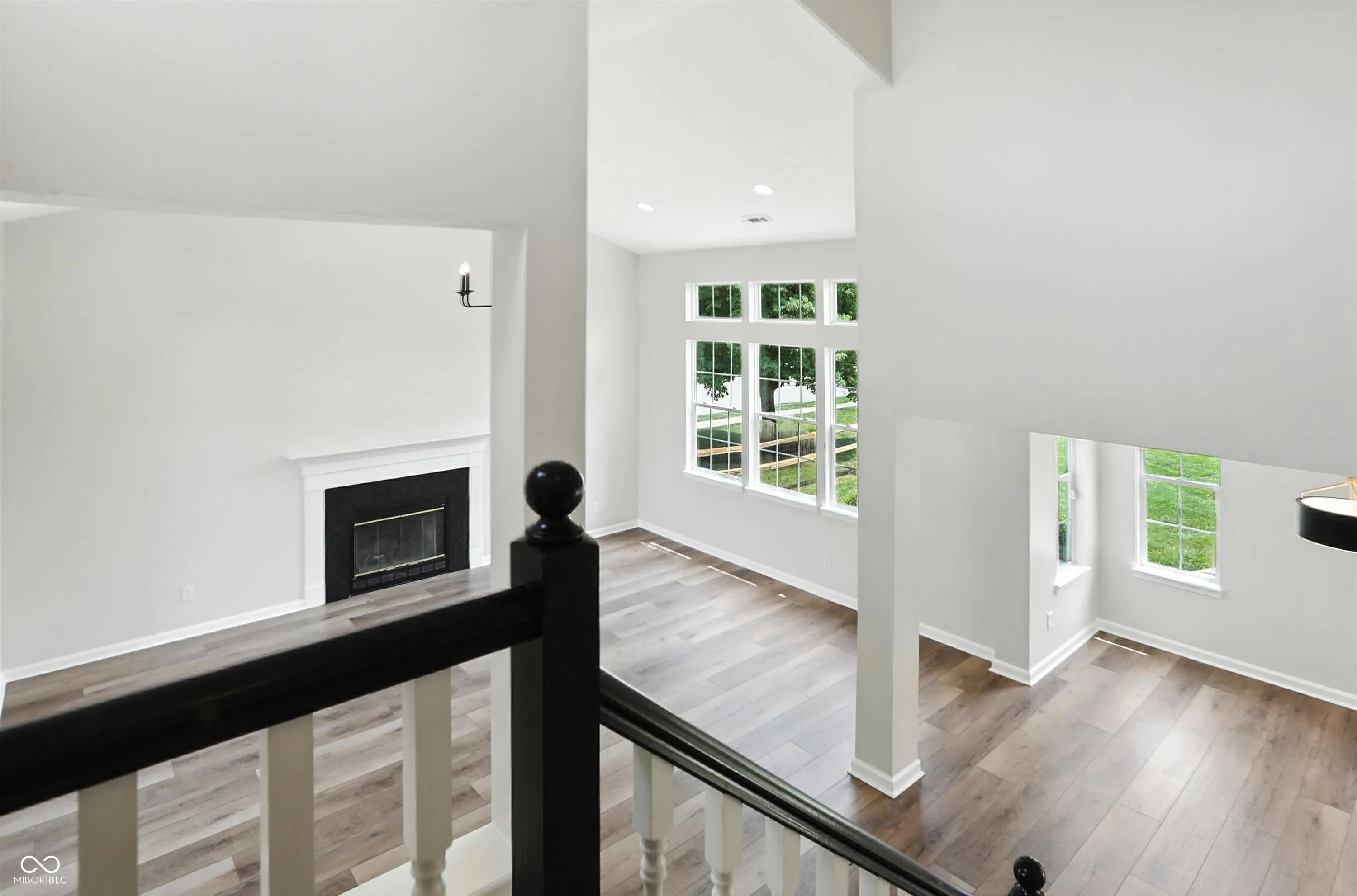 Fishers, Indiana 46038, United States, 3 Bedrooms Bedrooms, ,3 BathroomsBathrooms,Residential,Pending,159185