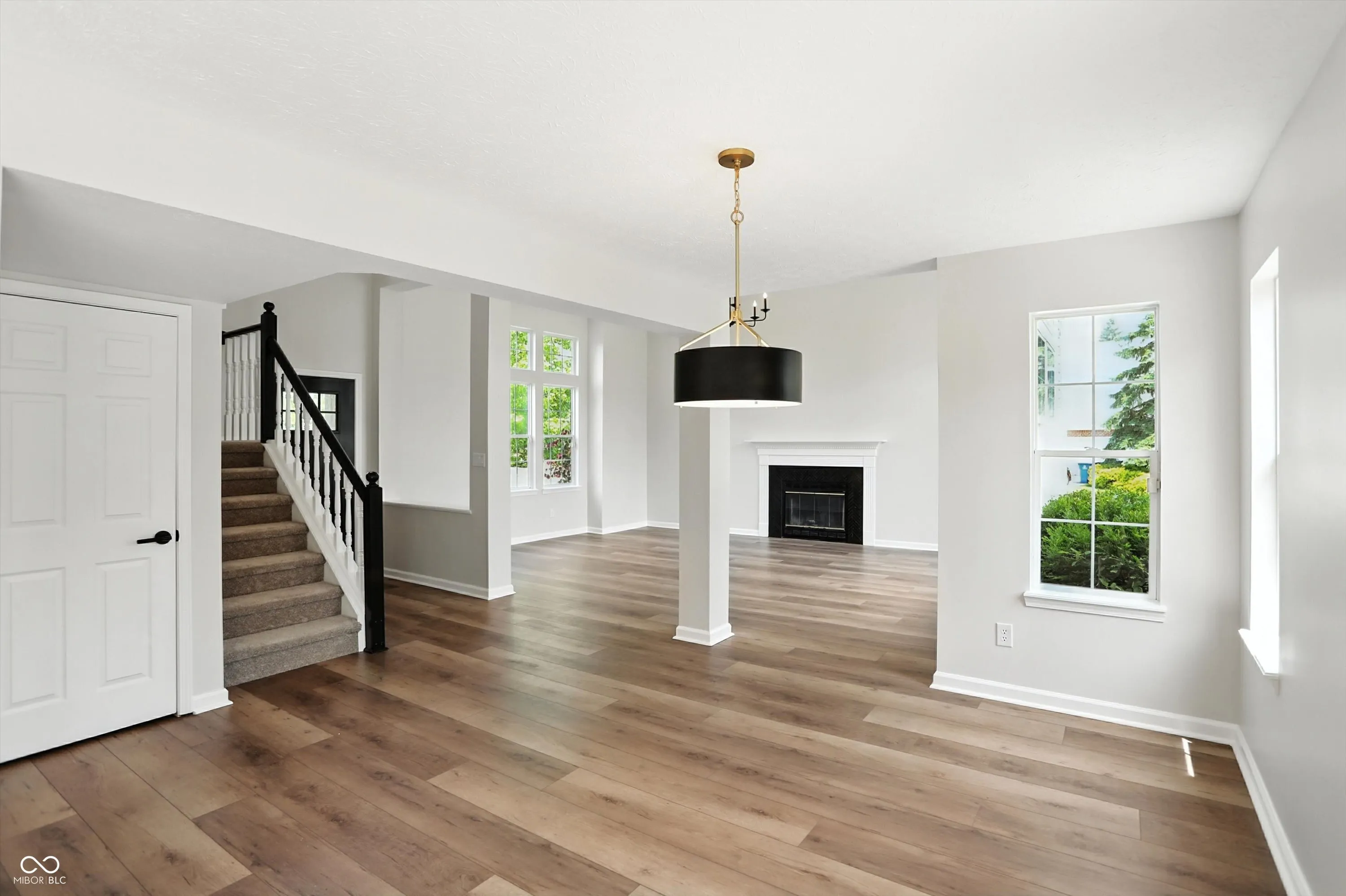 Fishers, Indiana 46038, United States, 3 Bedrooms Bedrooms, ,3 BathroomsBathrooms,Residential,Pending,159185