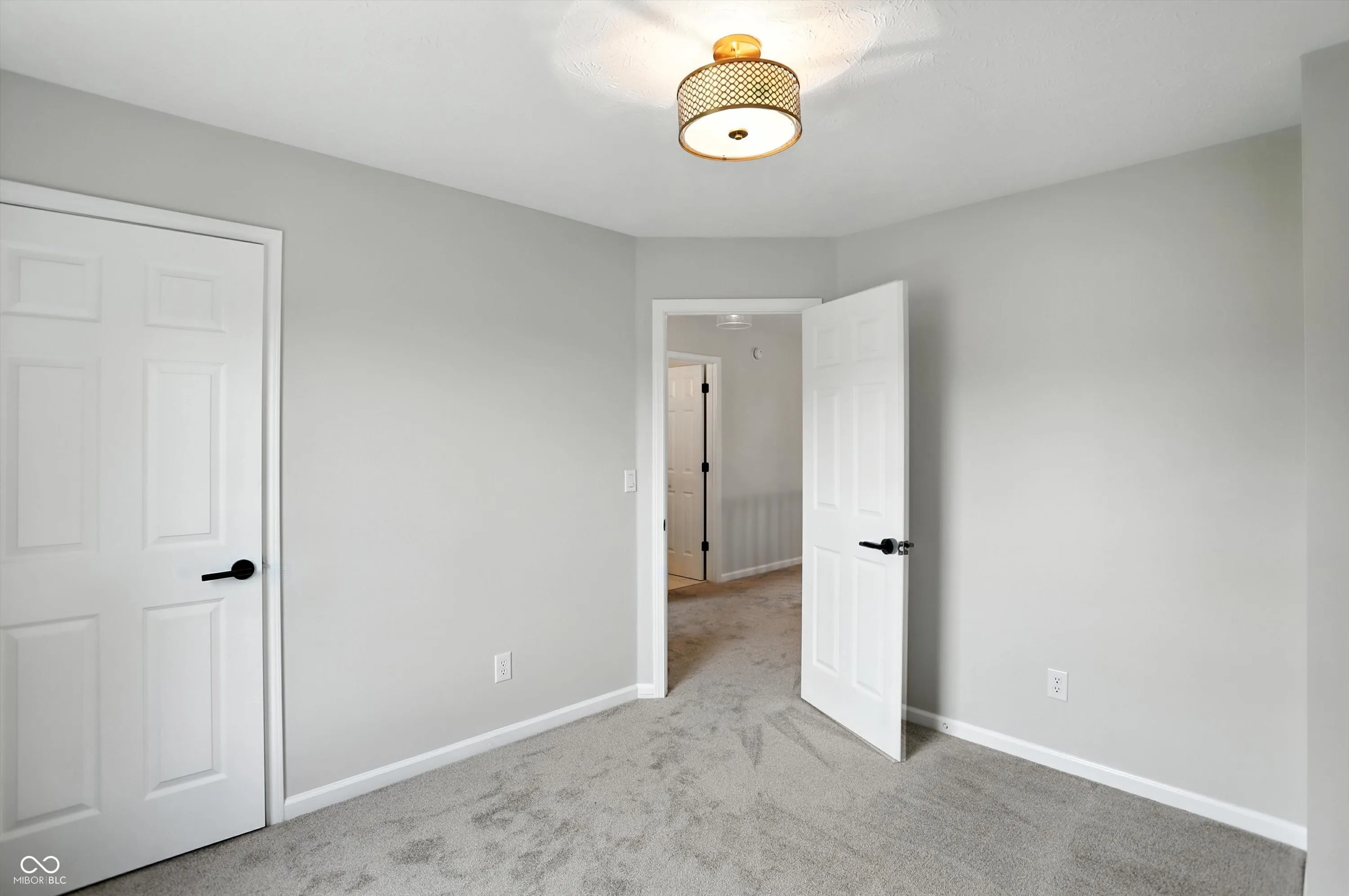 Fishers, Indiana 46038, United States, 3 Bedrooms Bedrooms, ,3 BathroomsBathrooms,Residential,Pending,159185