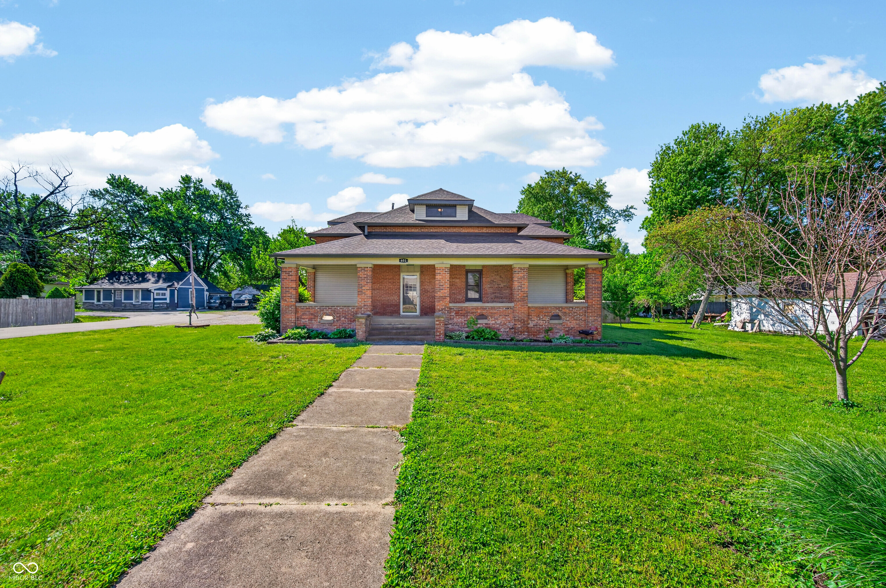601 W Pearl Street