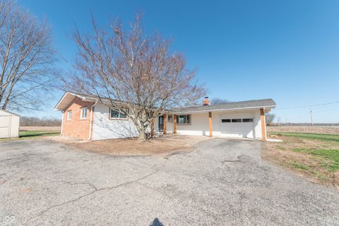 7642 S 800 E Edinburgh IN 46124