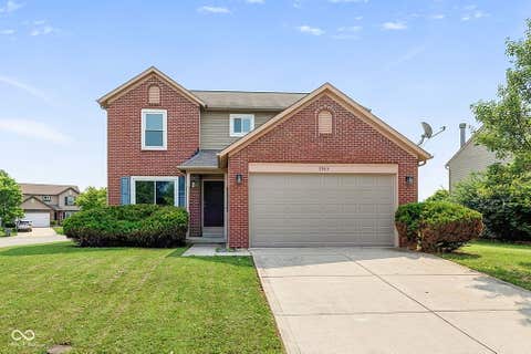 5 beds bed, 3.5 baths bath property at 3923 Planewood Drive, Indianapolis, IN 46235