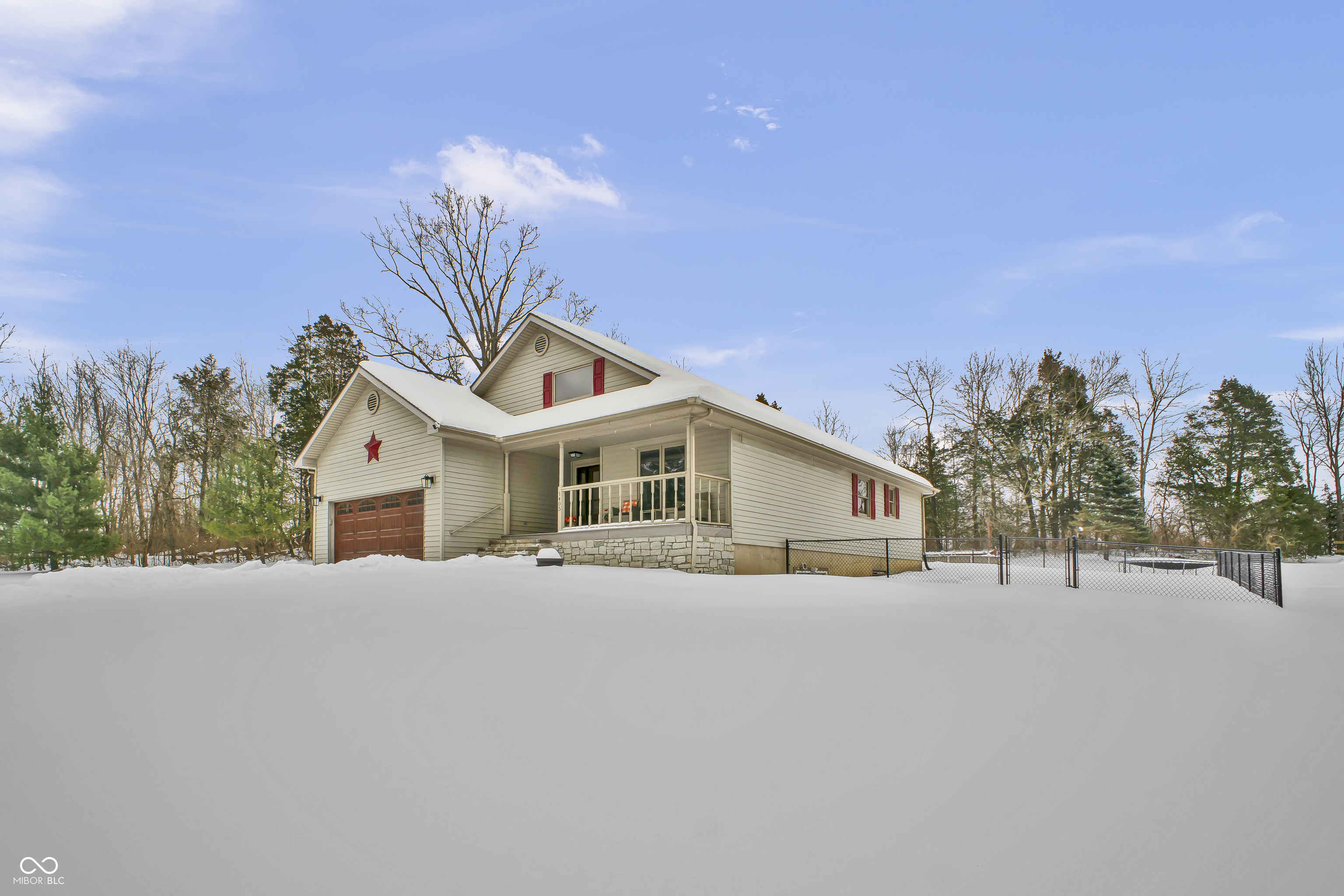 1405 E County Road 100 S