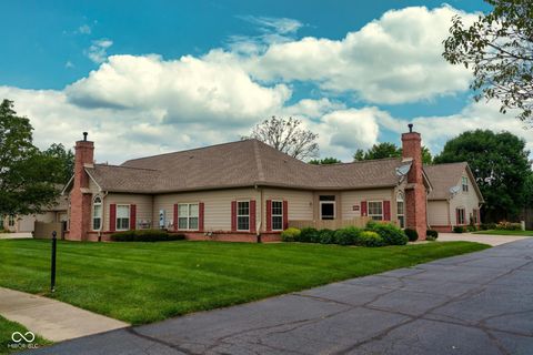 Photo of 1064 Laurelwood Lane, Greenwood, IN 46142 (MLS # 22048947)