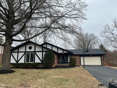 Photo of 8402 Tanager Lane, Indianapolis, IN 46256 (MLS # 22067550)