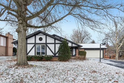 Photo of 8402 Tanager Lane, Indianapolis, IN 46256 (MLS # 22067550)