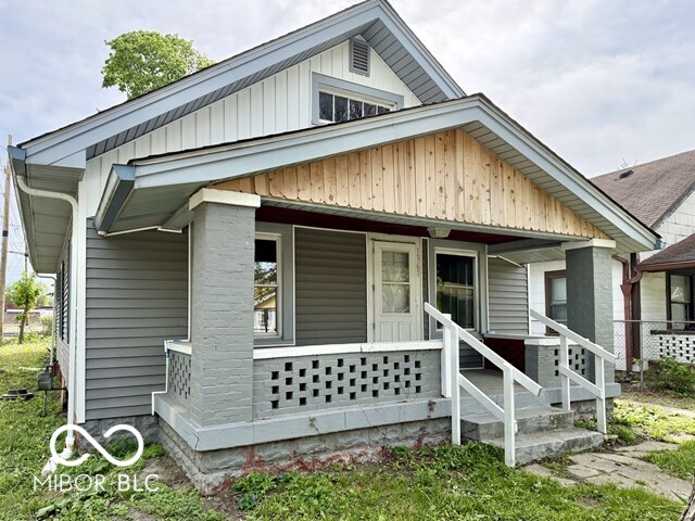 1367 N Kealing Avenue