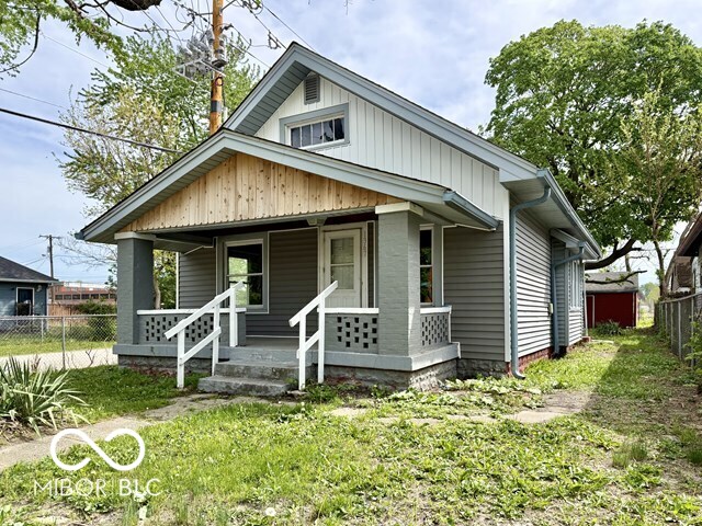 1367 N Kealing Avenue