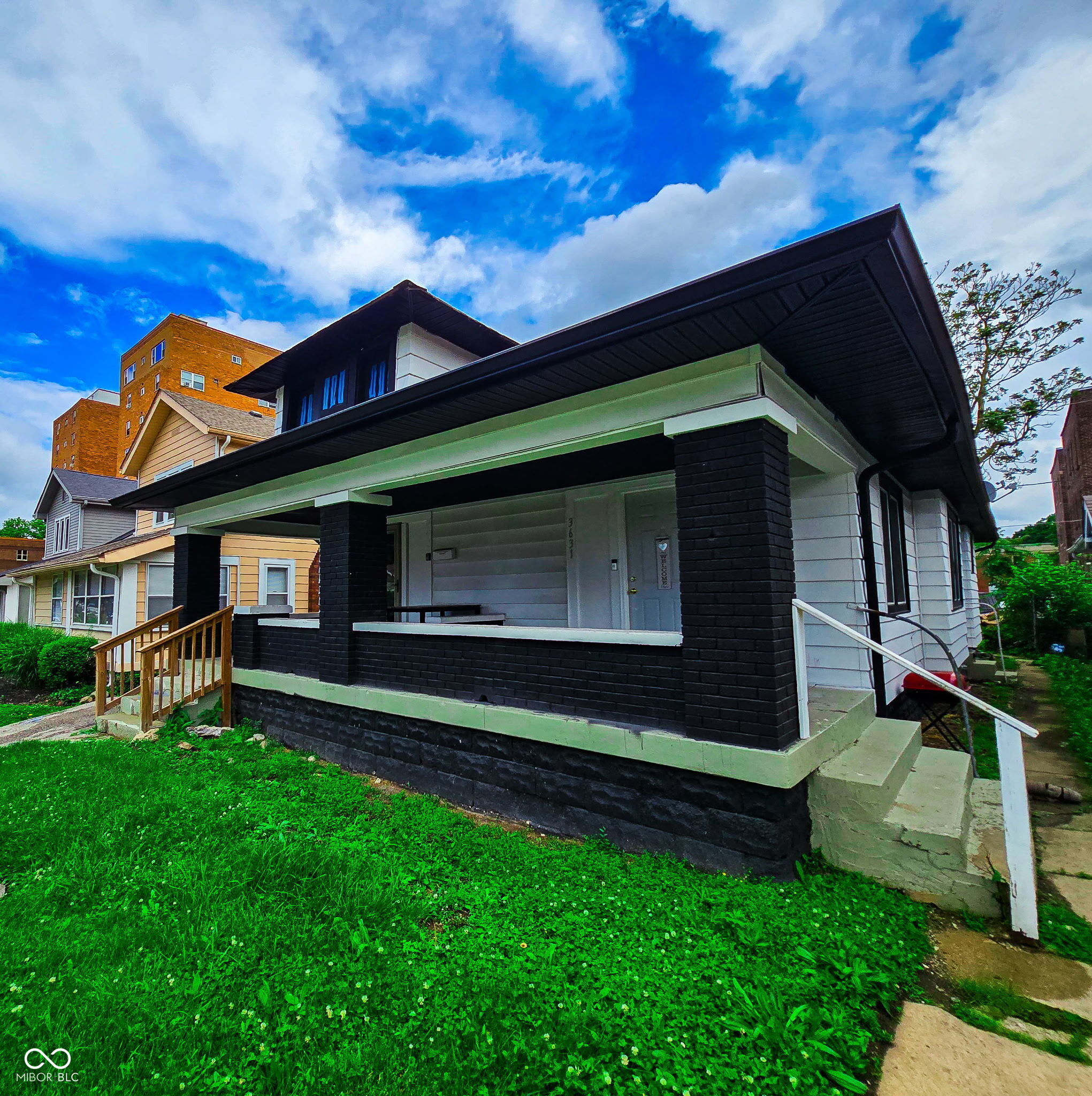 3633 Salem Street