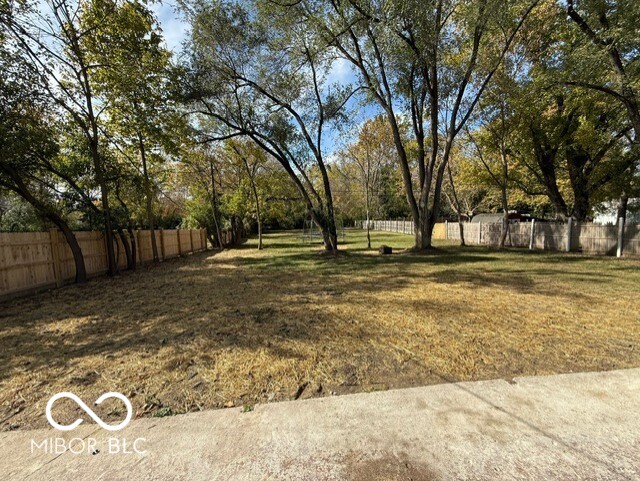 5912 Grandview Drive