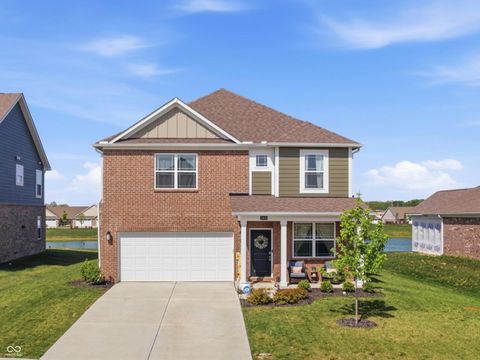 Photo of 5906 Aleppo Lane, Greenwood, IN 46143 (MLS # 22097148)