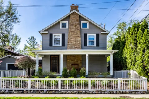 413 E 40th Street, Indianapolis, IN 46205 - MLS#: 22037024