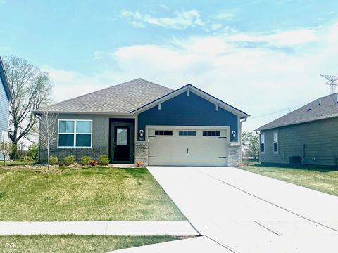 Photo of 6267 Cypress Court, McCordsville, IN 46055 (MLS # 22102536)