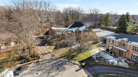Photo of 8851 Alderly Court, Indianapolis, IN 46260 (MLS # 22076126)