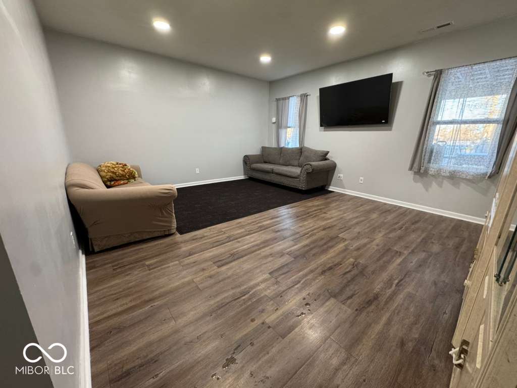 5833 High Grass Lane