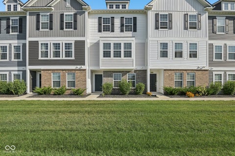 Photo of 707 Axford Bay Drive, Westfield, IN 46074 (MLS # 22123704)