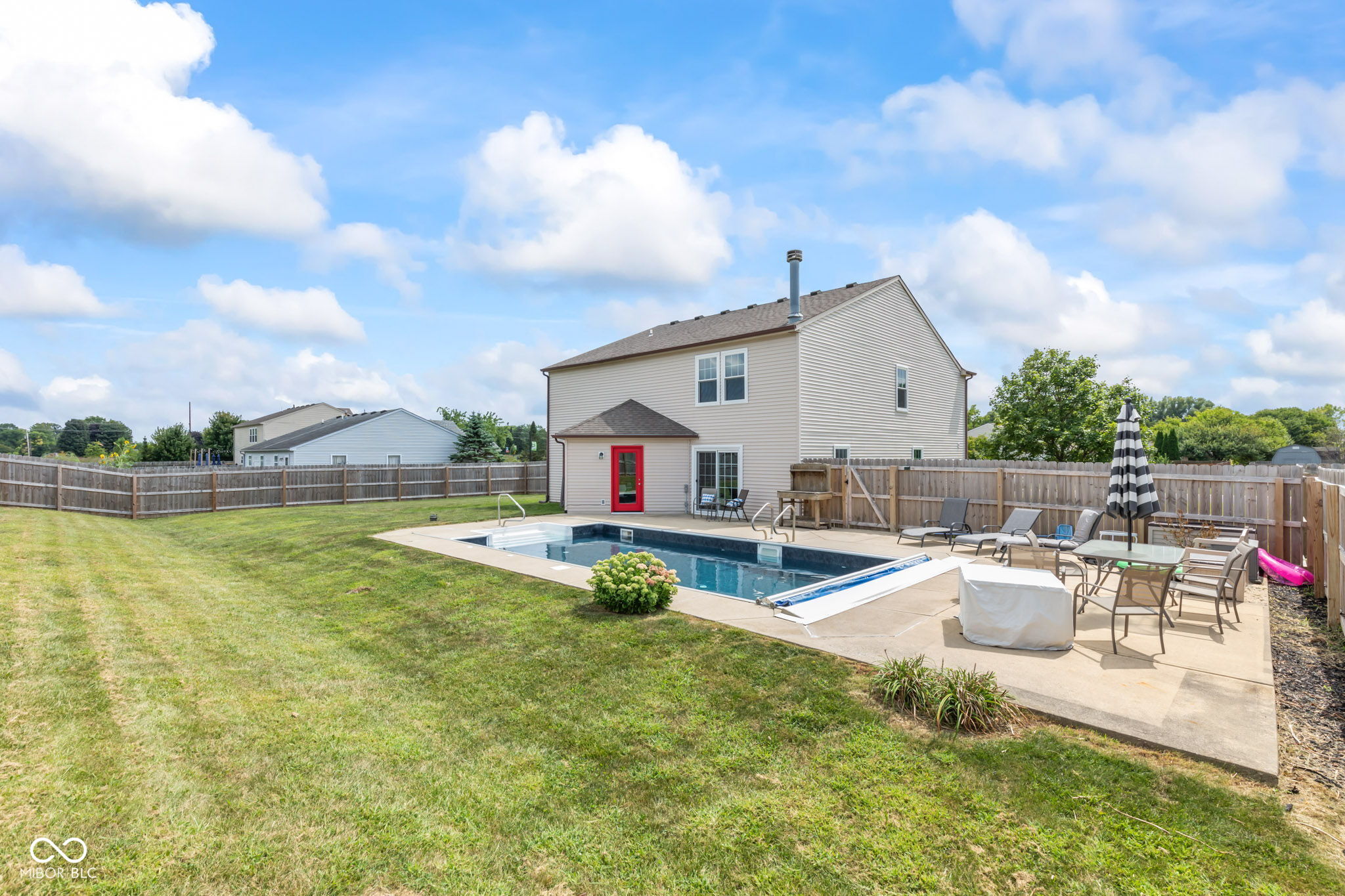 714 Thornburg Parkway