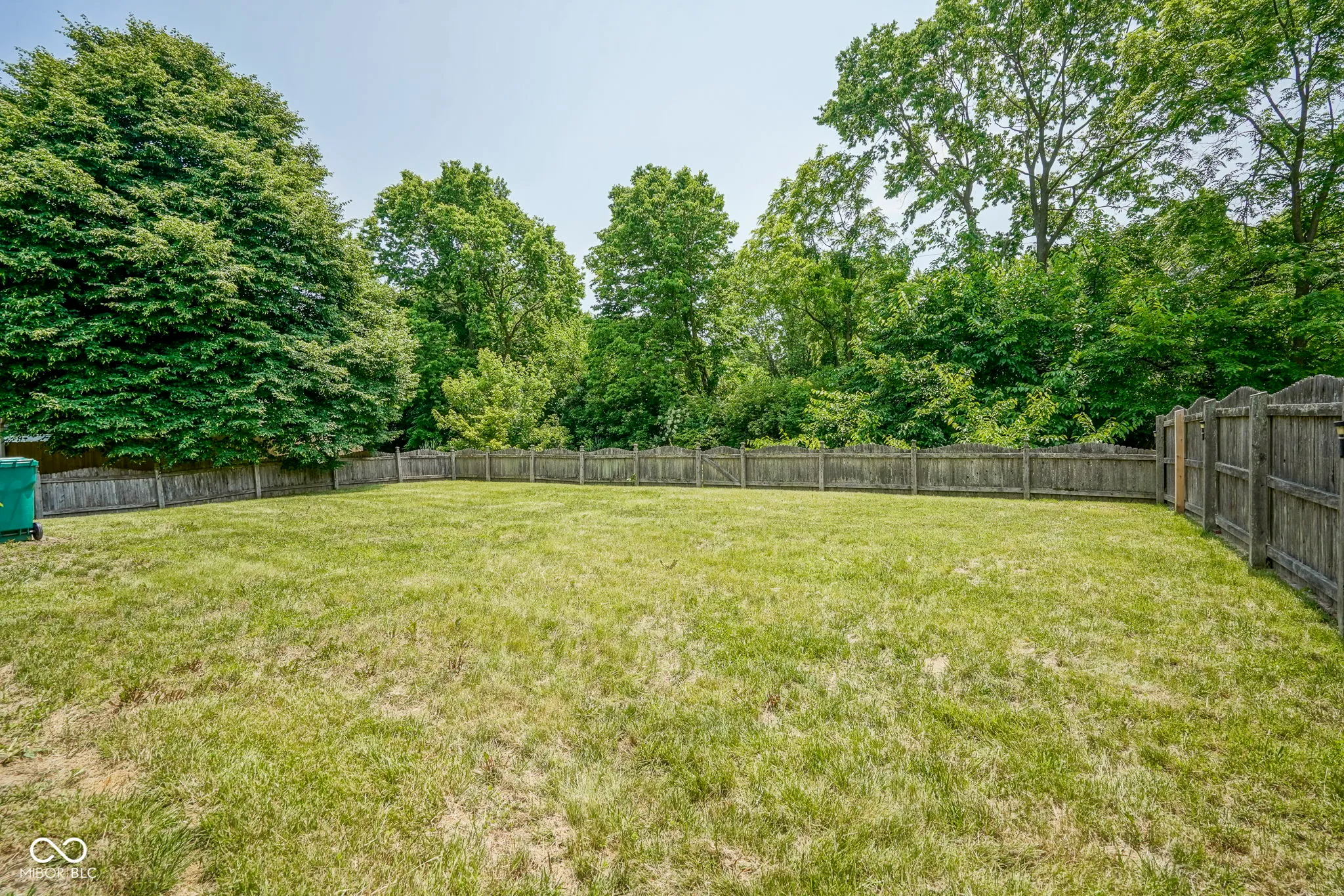 Avon, Indiana 46123, United States, 3 Bedrooms Bedrooms, ,2 BathroomsBathrooms,Residential,Pending,23895