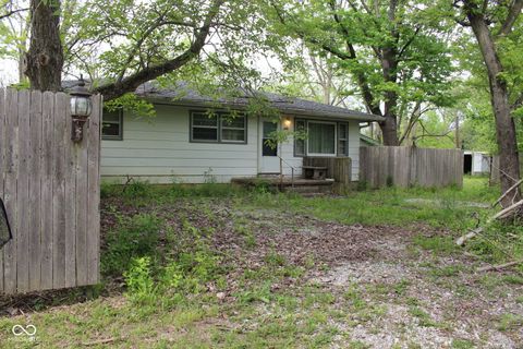 338 E Park Street Westfield IN 46074