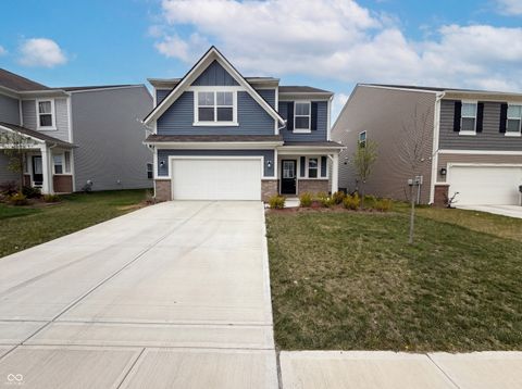 Photo of 4462 Hovenweep Way, Indianapolis, IN 46235 (MLS # 22094851)