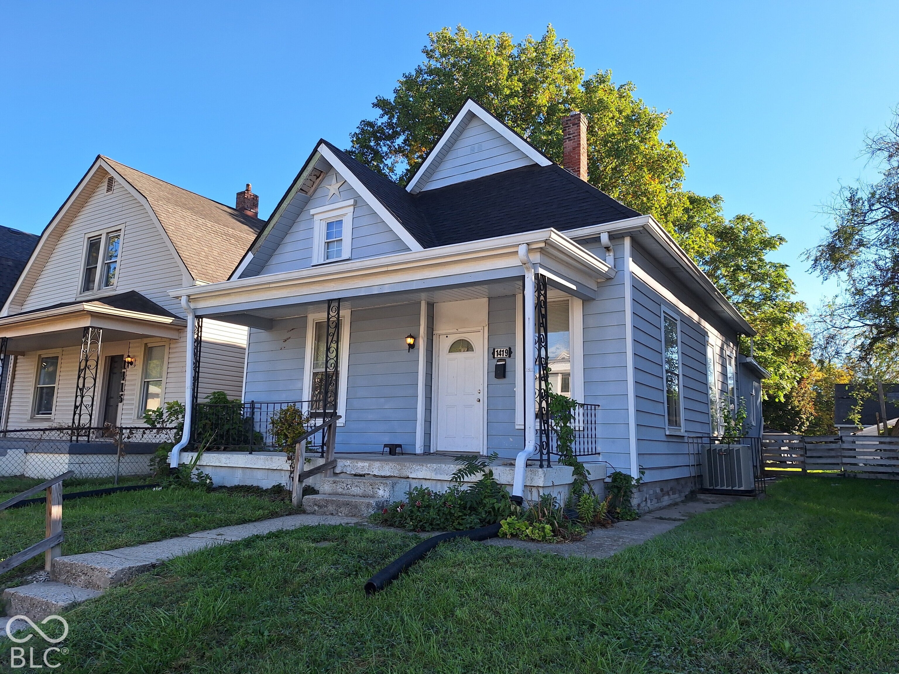 1419 Leonard Street