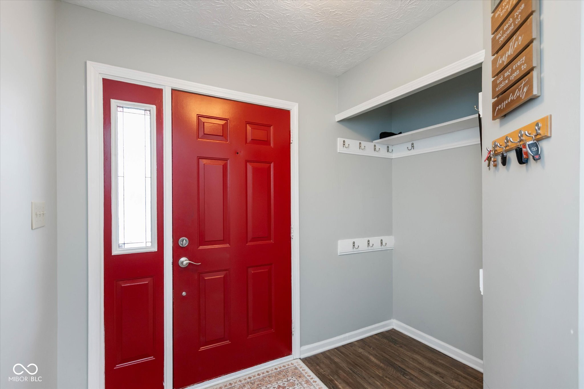 1042 Scarlet Oak Lane