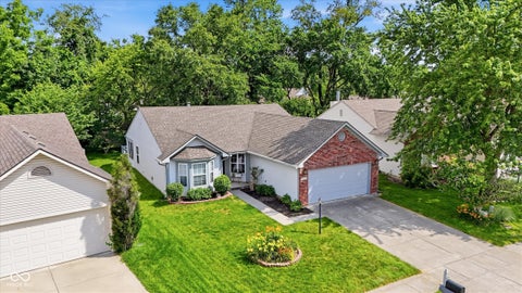 Photo of 6128 White Birch Drive, Fishers, IN 46038 (MLS # 22112067)