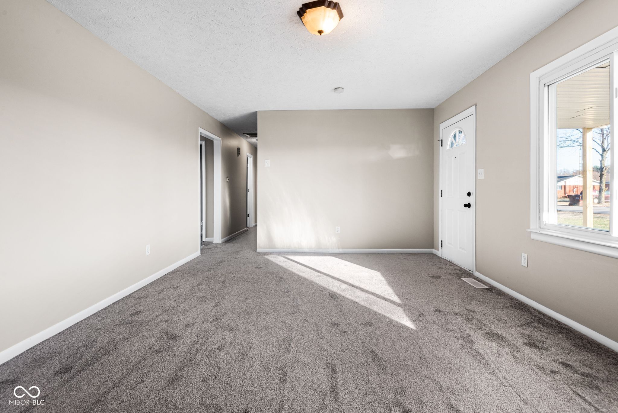 652 N Dellasburg Road