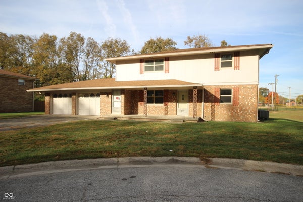 960 VALLEY VIEW DR, PLAINFIELD, IN 46168 - Image cffef71f45fcf4e14d4733ee1715b2c7/1949542865