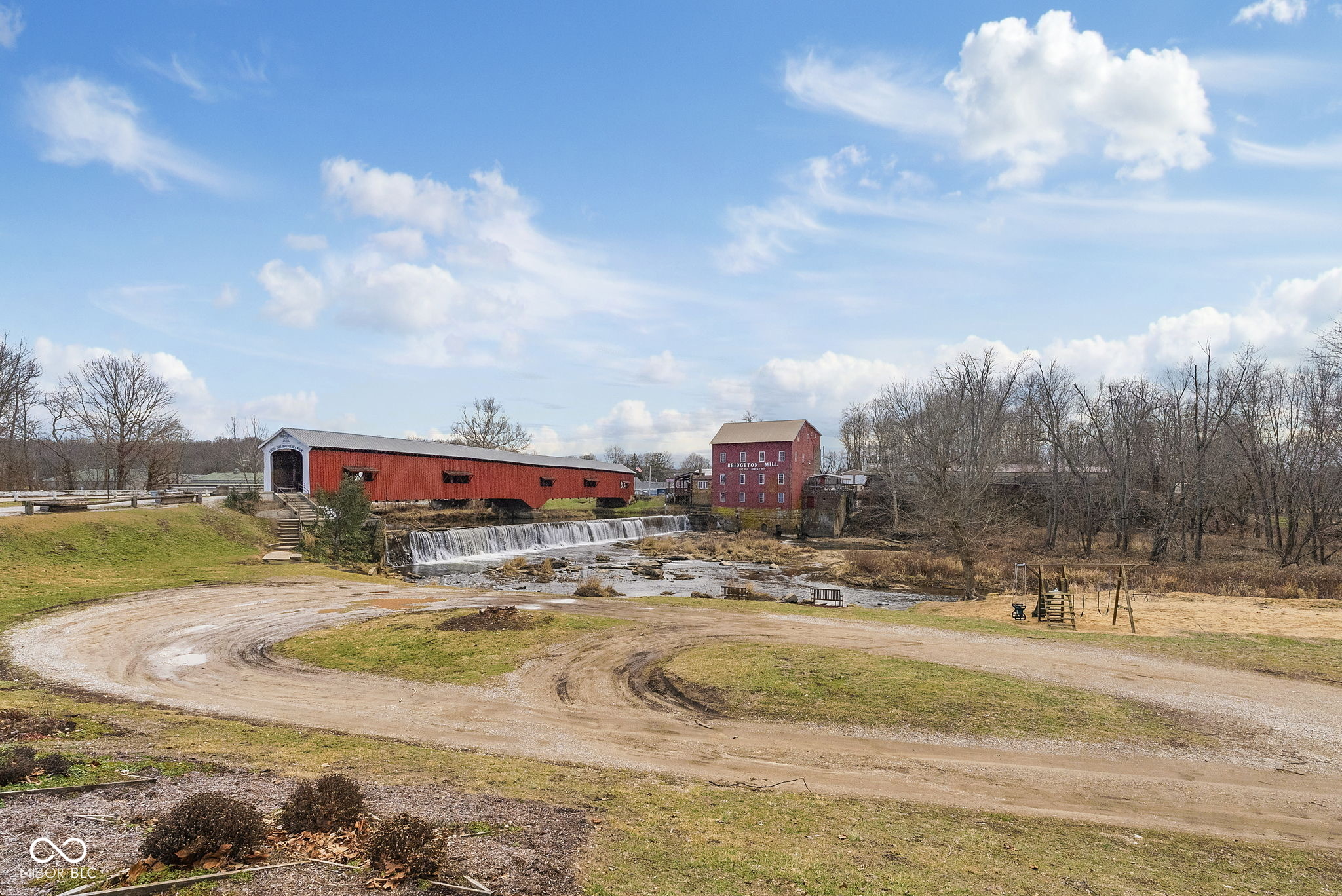 8104 Bridgeton Road