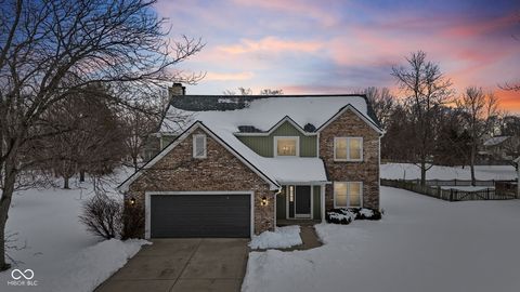 Photo of 817 Timber Creek Drive, Indianapolis, IN 46239 (MLS # 22082930)