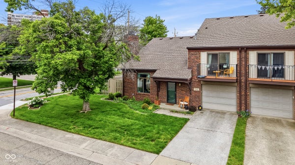 339 E SAINT CLAIR ST, INDIANAPOLIS, IN 46202 - Image d01a67e1a1a74d62e455e8bafc613ddf/3050898495