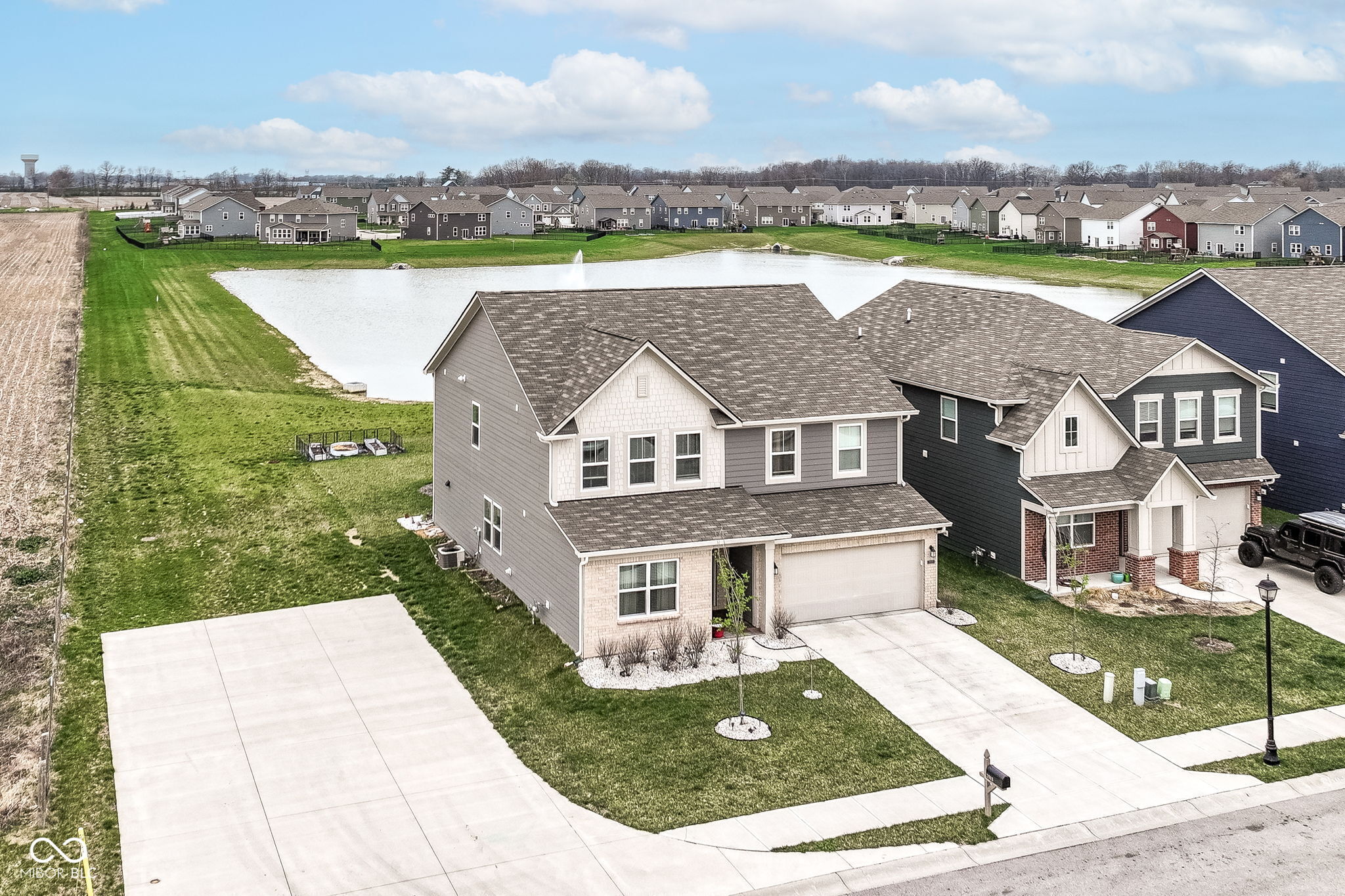 2515 S Carlota Drive