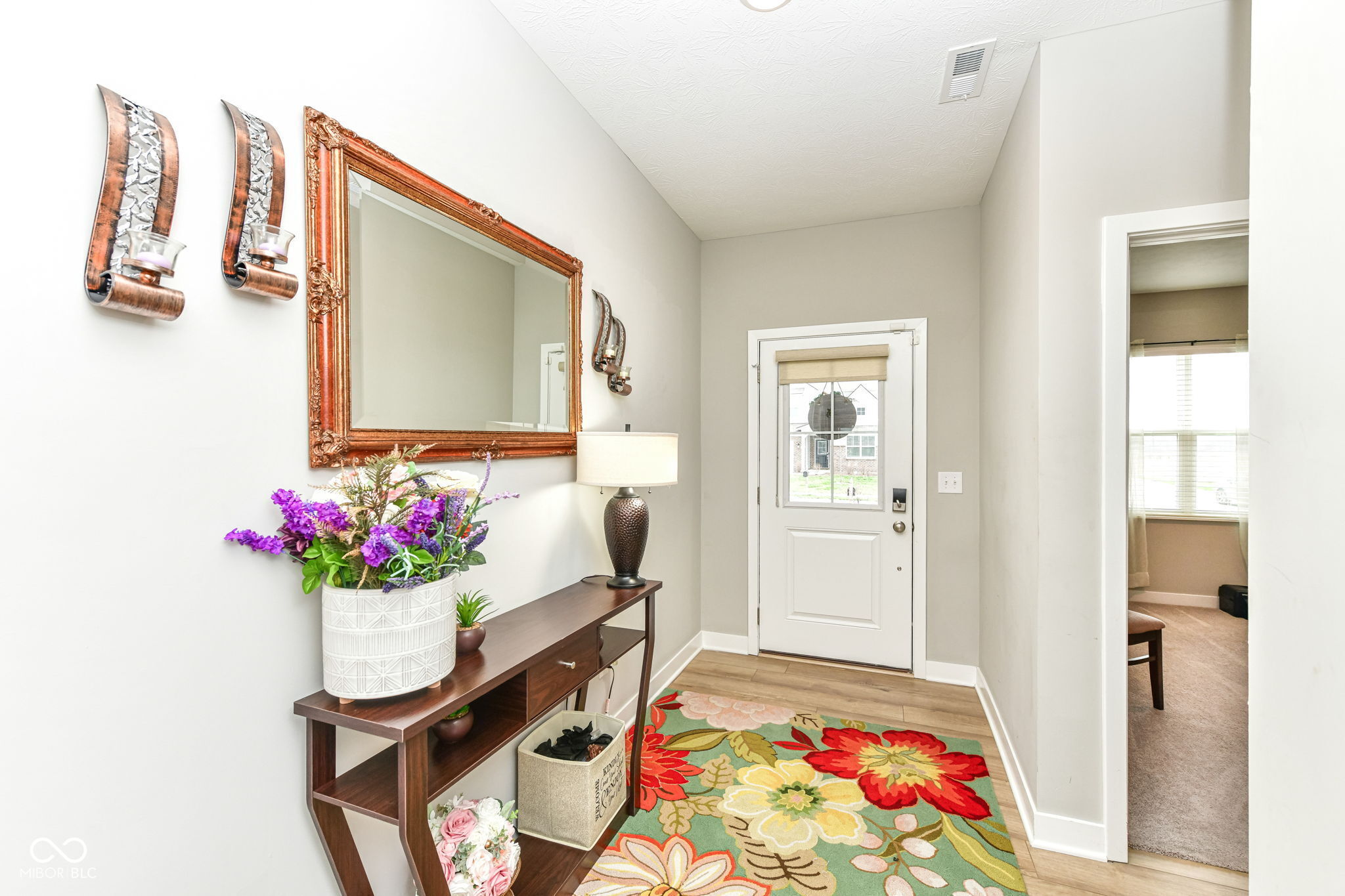 2515 S Carlota Drive