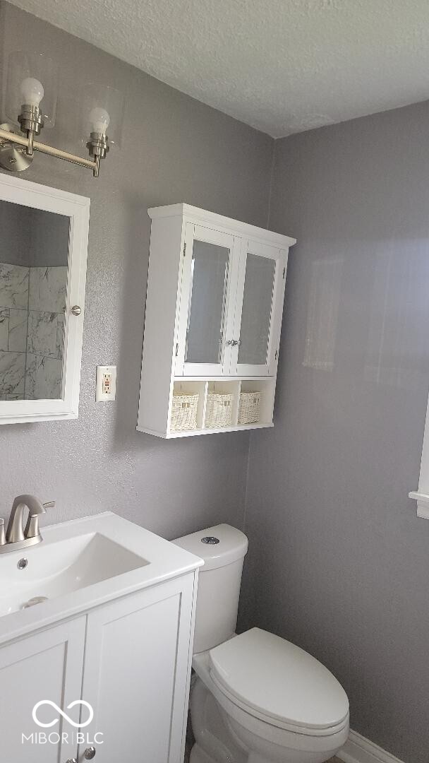 560 S Biltmore Avenue