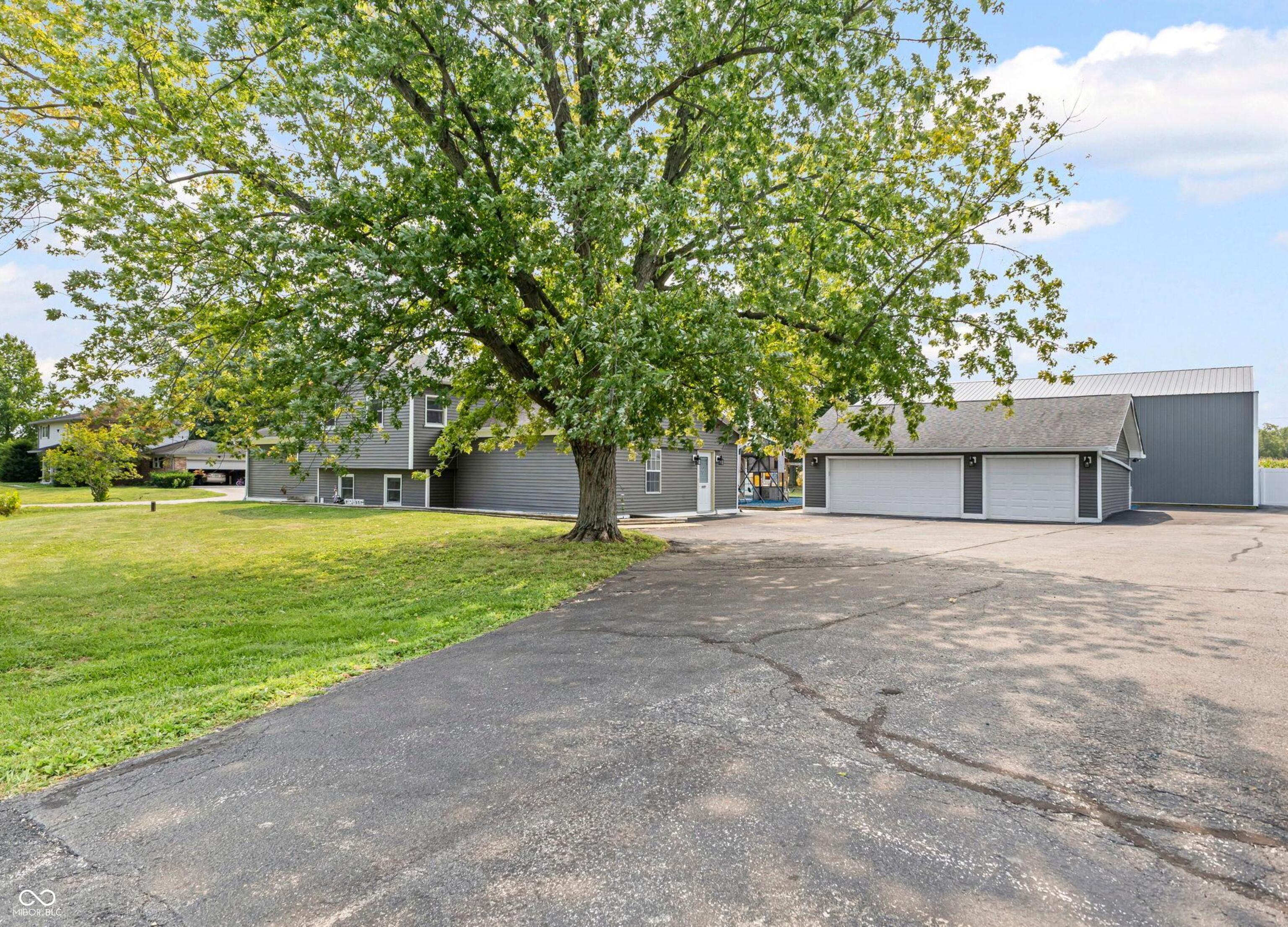 6143 E County Road 600 S
