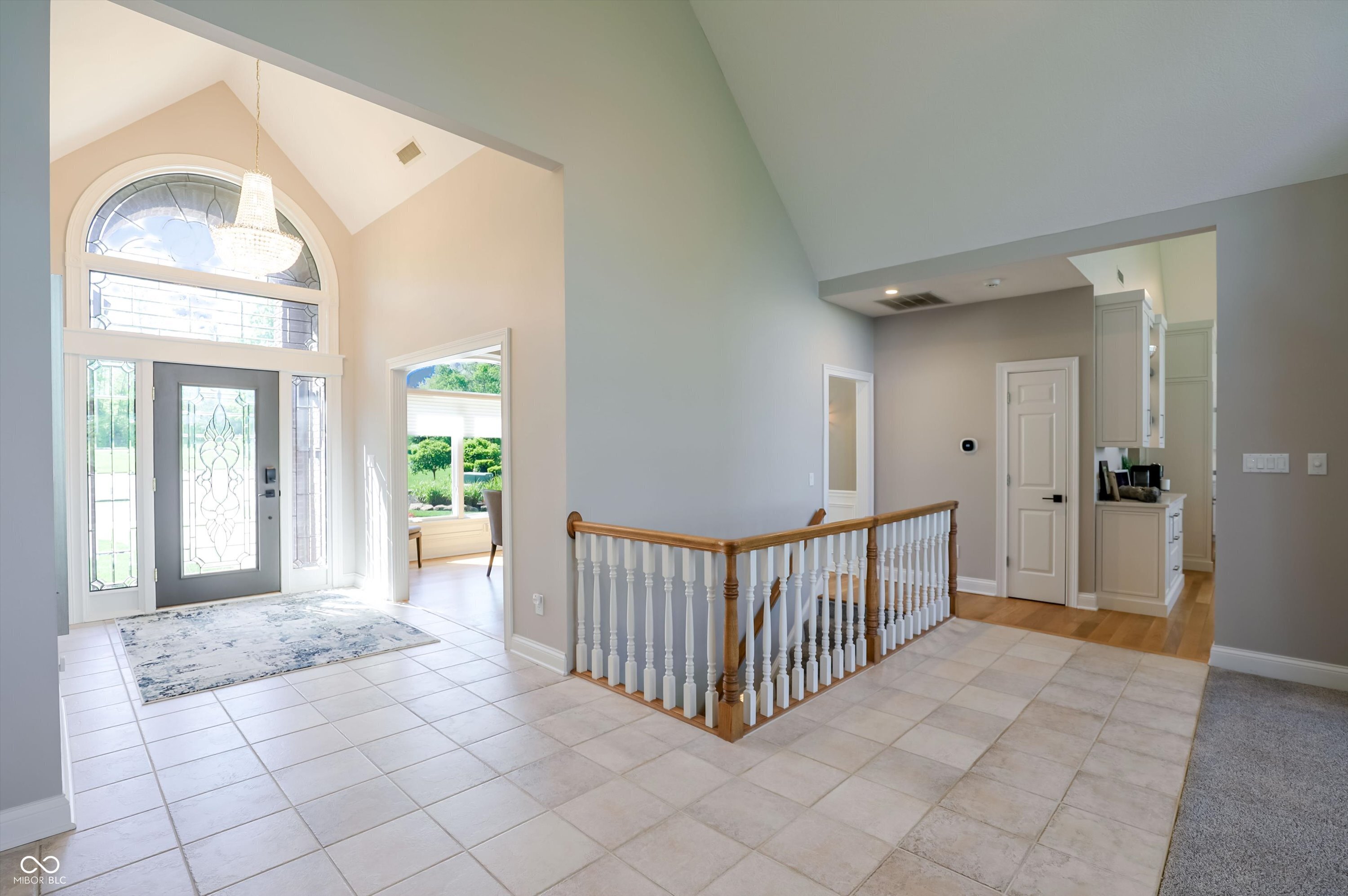 9238 Treasure Point